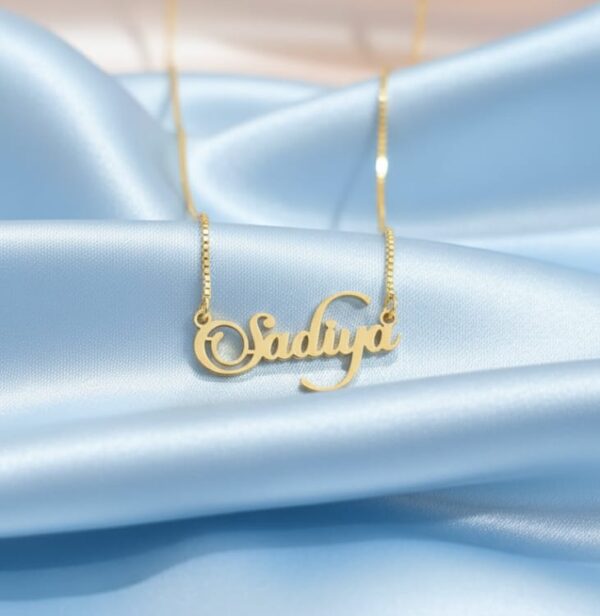 Personalized Gold Name Necklace – Elegant Custom Jewelry