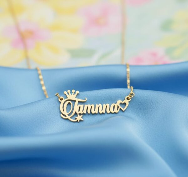 Single Name Necklace with Heart @ Crown