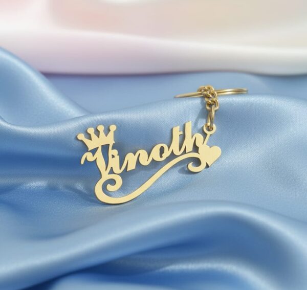 Stylish Name keychain with crown