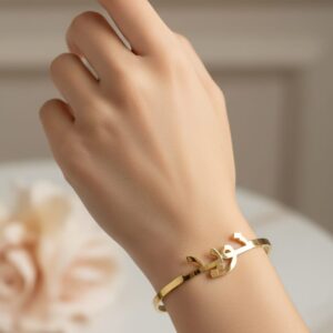 Elegant Arabic Name Bracelet – Personalized Gold Plated Bangle